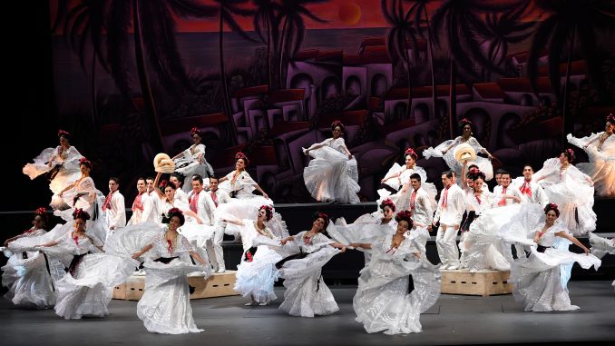 Fiesta en Tlacotalpan, photo courtesy of Ballet Folklorico (2) copy